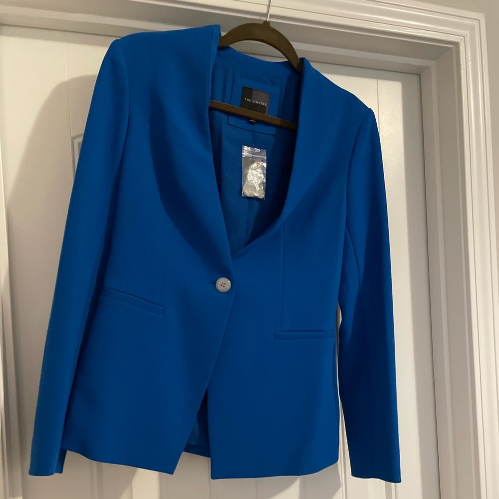 The limited blazer BNWT